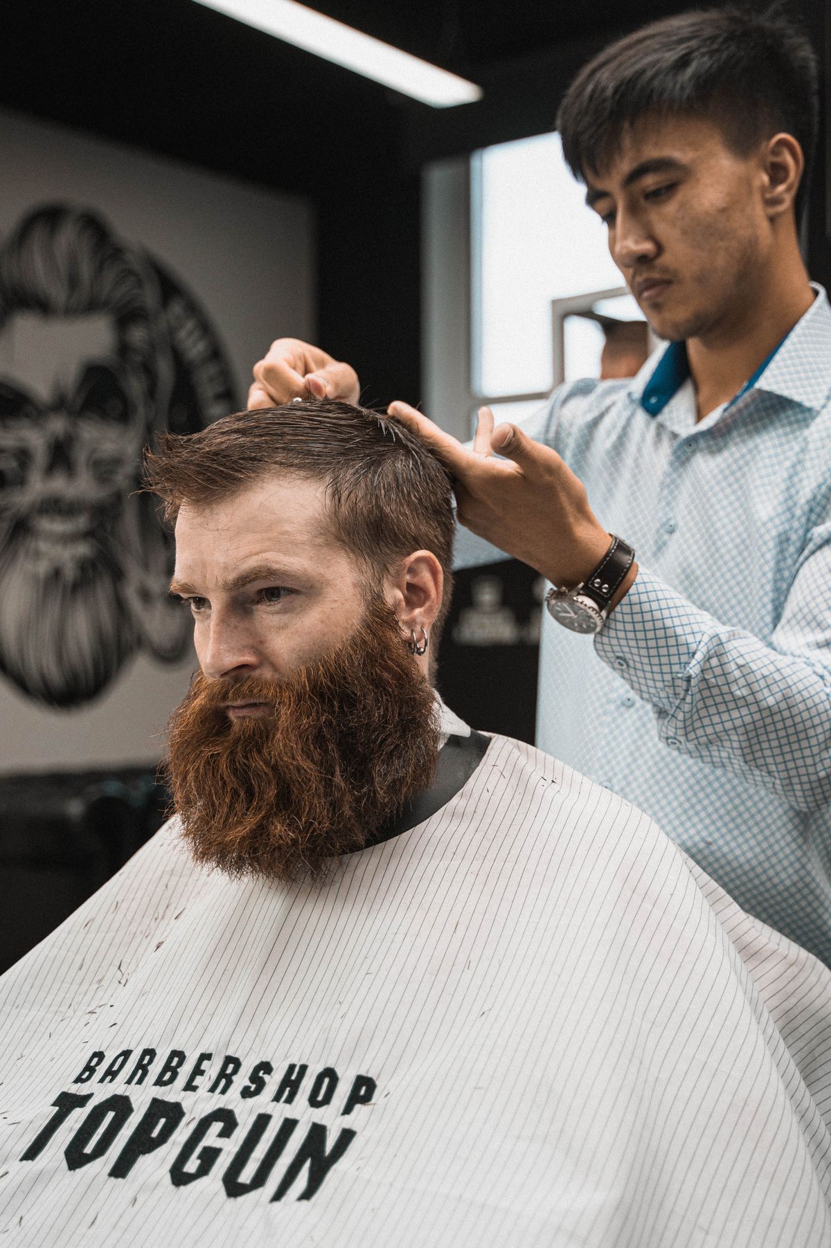Perfilado de barba en Barber Shop Tibú